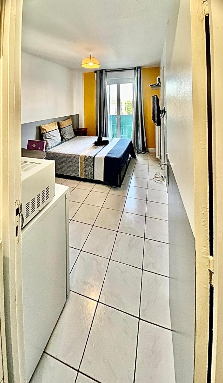 Appartement Proche Gare Et Centre Ville Melun Exterior foto